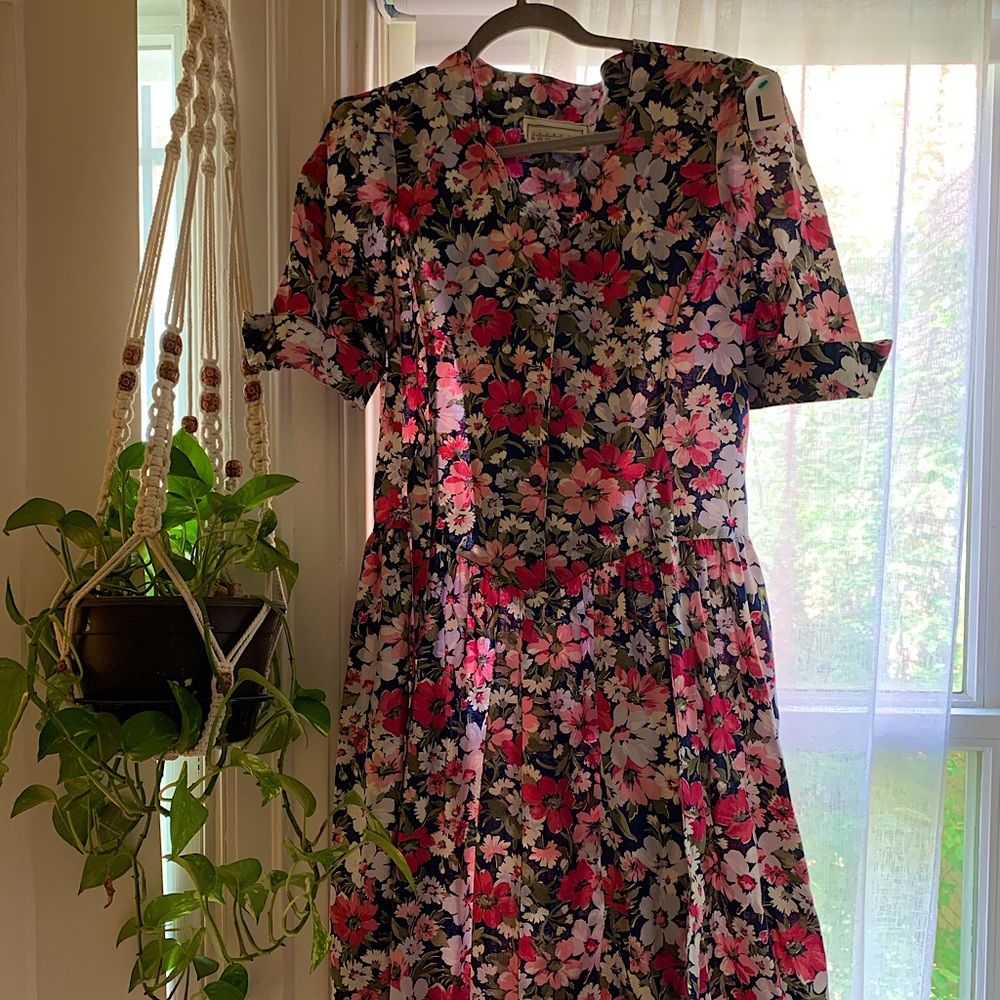 Vintage 80s/90s drop waist floral dress with ties and shoulder pads